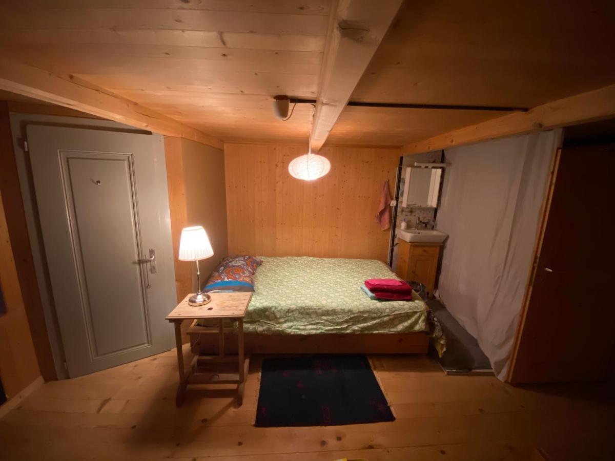 Bed and Breakfast Casa Vegana Trun Esterno foto