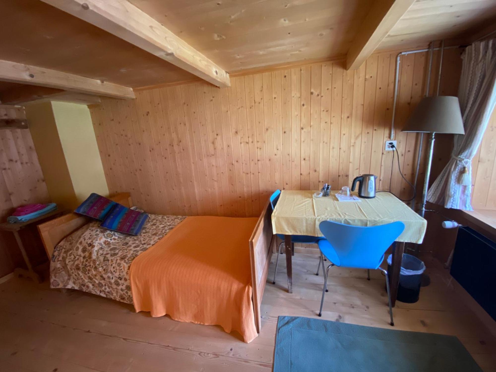 Bed and Breakfast Casa Vegana Trun Esterno foto