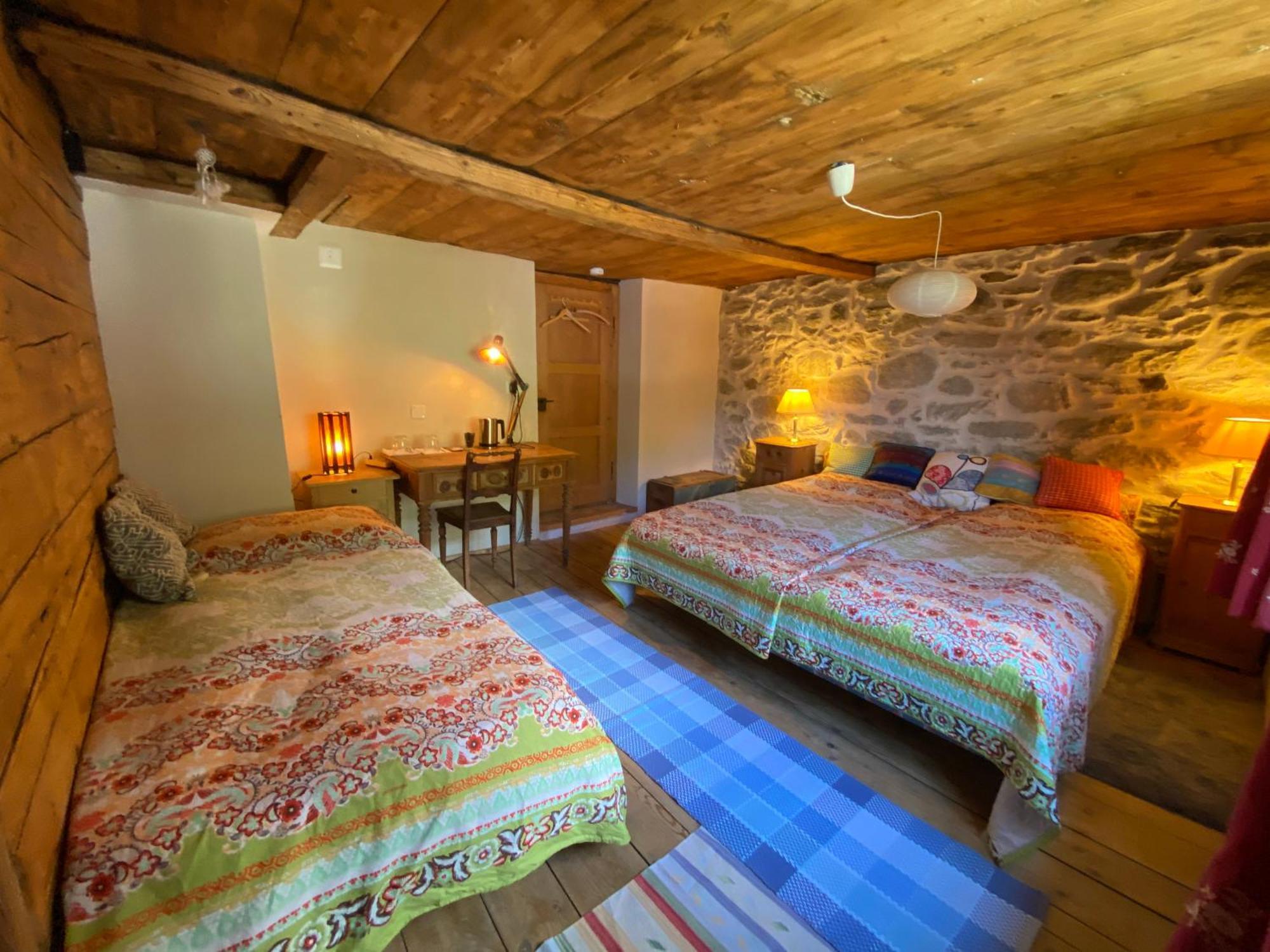 Bed and Breakfast Casa Vegana Trun Esterno foto